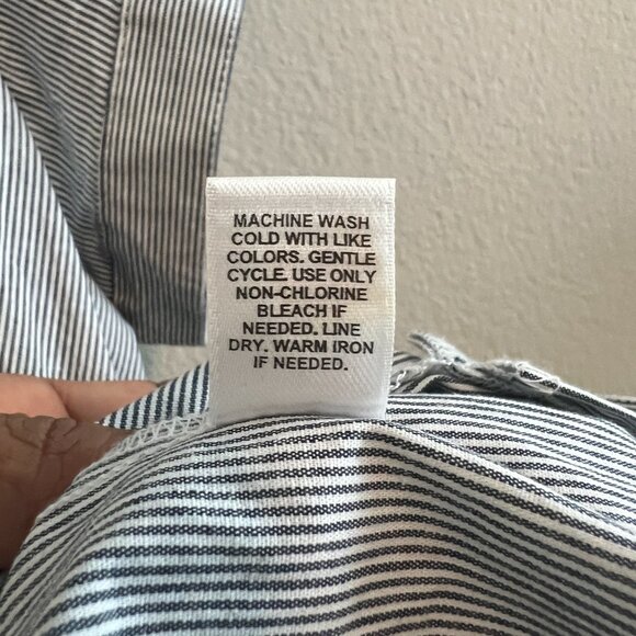 Women's Button Down Shirt with Belt - Sz XL (NWT) - Picture 6 of 9